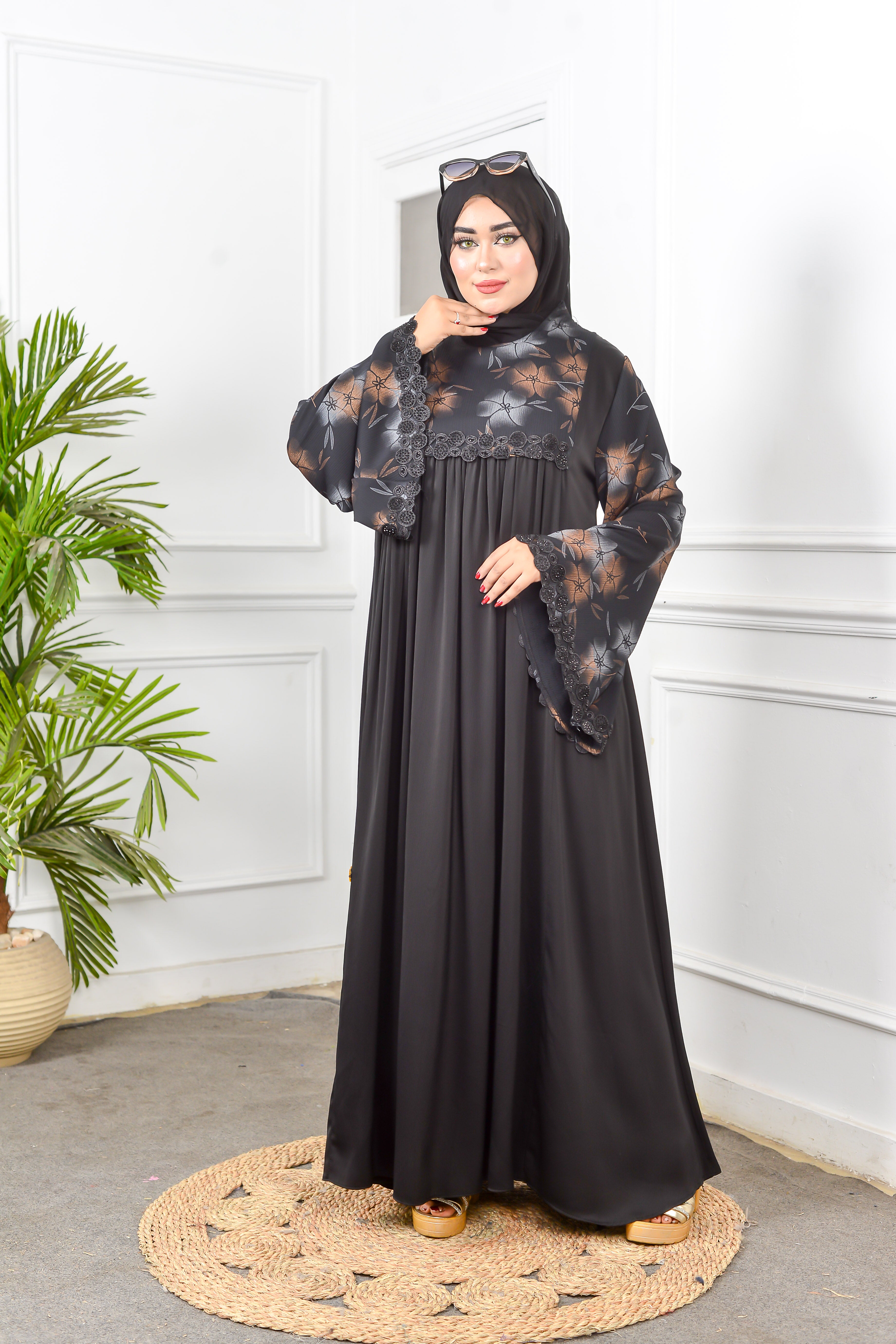 ROSES ABAYA